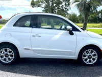 Image 6 of 19 of a 2017 FIAT 500C LOUNGE