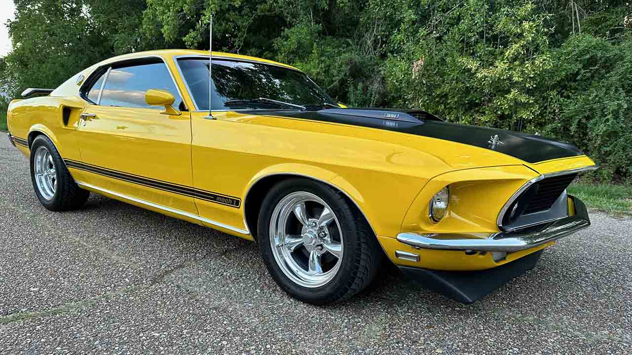 2nd Image of a 1969 FORD MUSTANG MACH 1