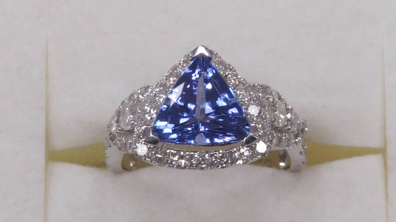 1st Image of a N/A 18K WHITE GOLD RING MARKED OSCAR FRIEDMAN