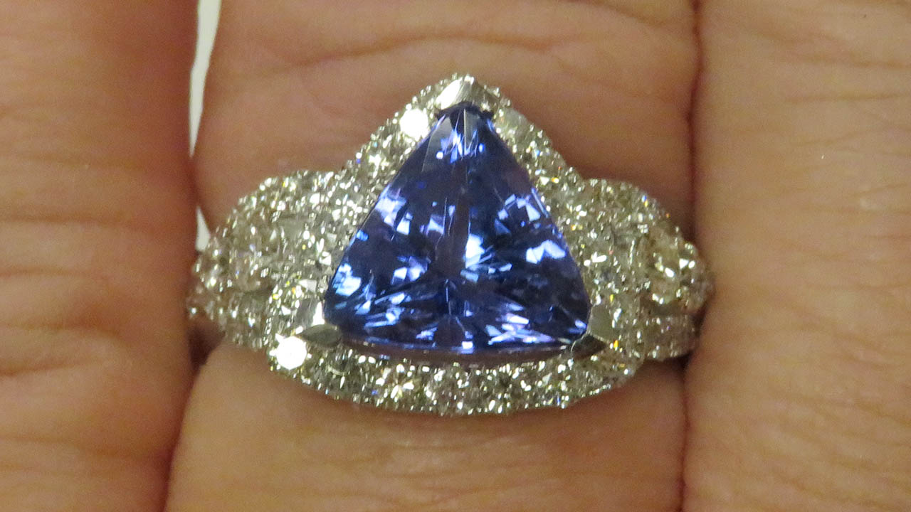 4th Image of a N/A 18K WHITE GOLD RING MARKED OSCAR FRIEDMAN