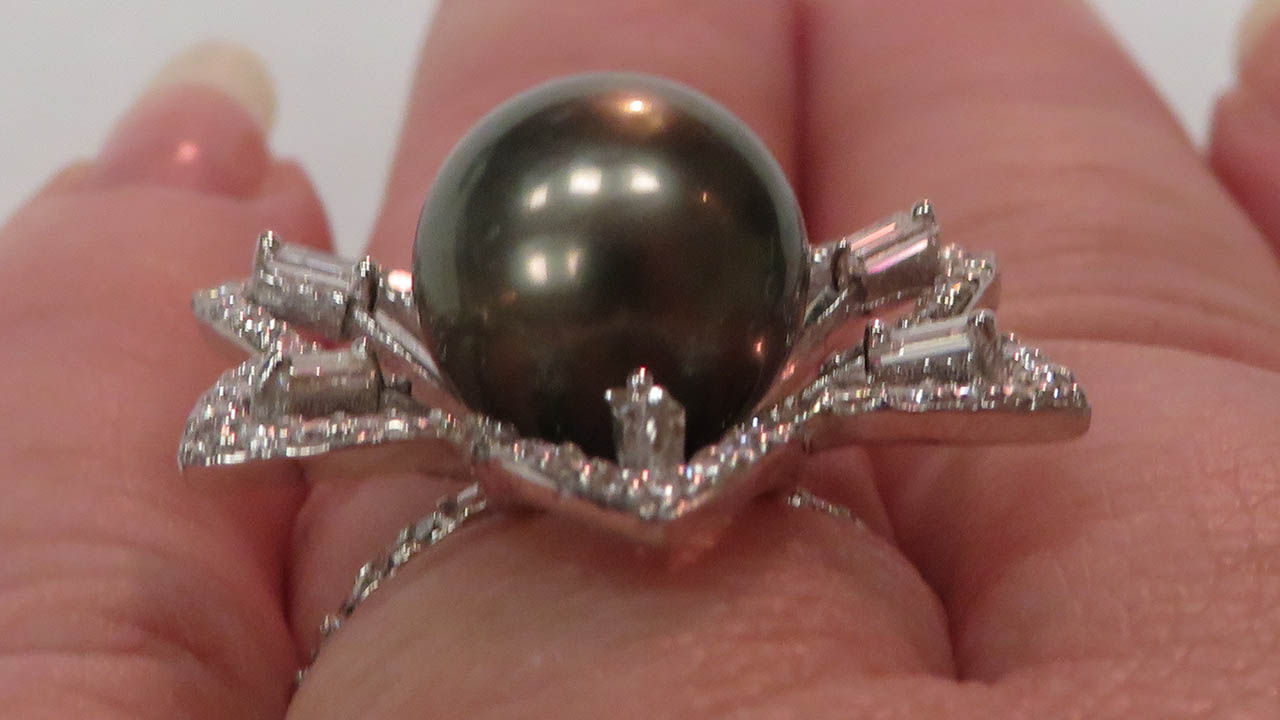 7th Image of a N/A WHITE GOLD CULTURED SOUTH SEA PEARL AND DIAMOND RING
