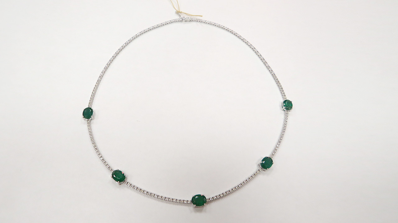 1st Image of a N/A WHITE GOLD NATURAL EMERALD  BERYL AND DIAMOND NECKLACE