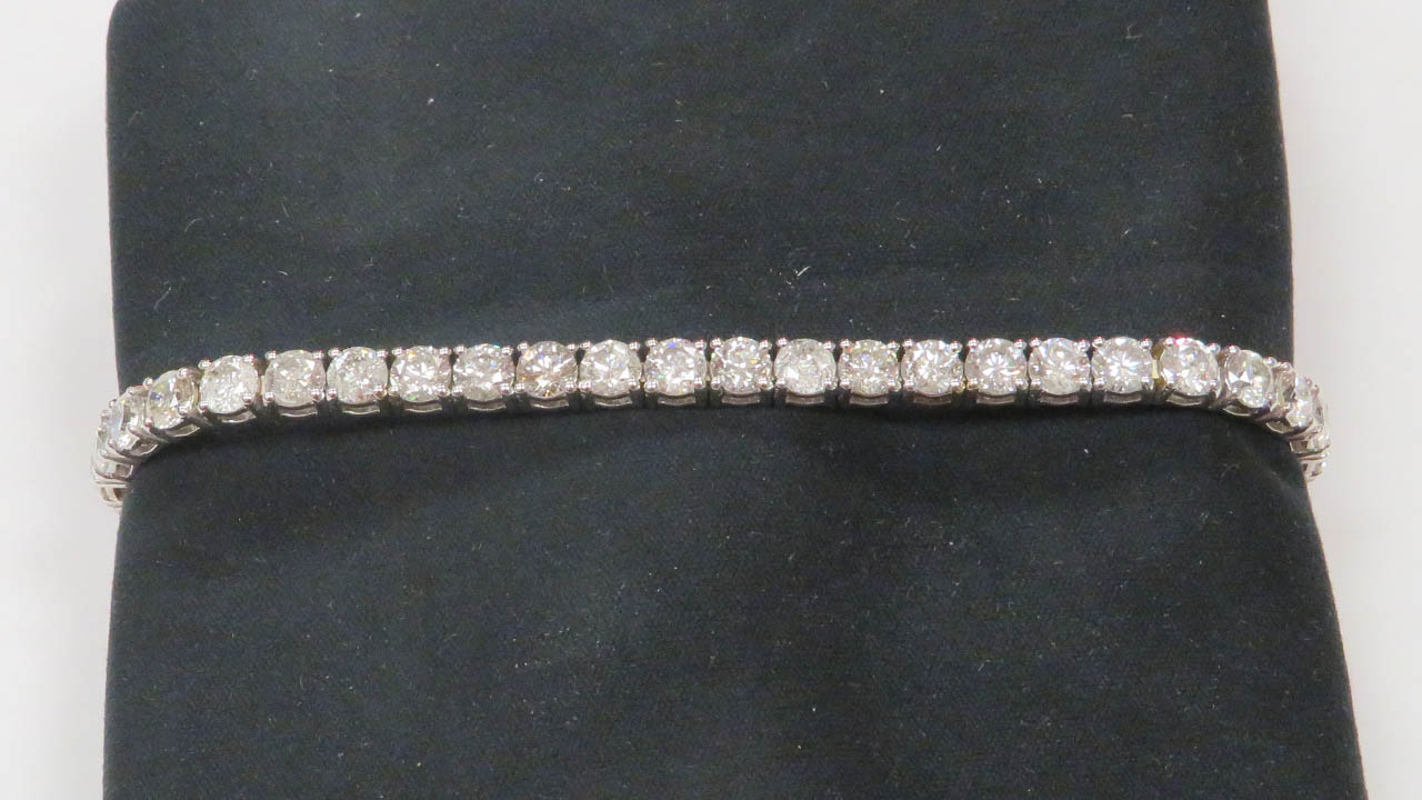 2nd Image of a N/A WHITE GOLD ROUND BRILLIANT CUT DIAMOND BRACELET