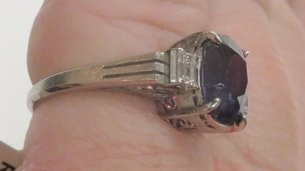 7th Image of a N/A PLATINUM SAPPHIRE CORUNDUM AND DIAOMOND RING