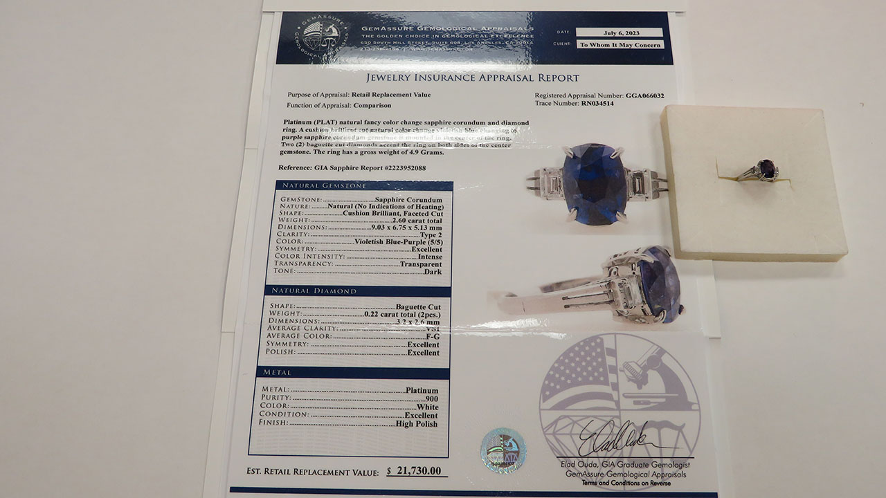 9th Image of a N/A PLATINUM SAPPHIRE CORUNDUM AND DIAOMOND RING