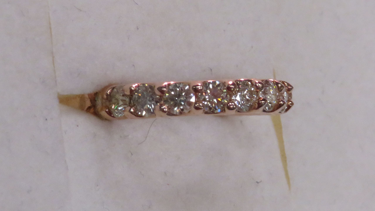 2nd Image of a N/A 14K ROSE GOLD DIAMOND BAND
