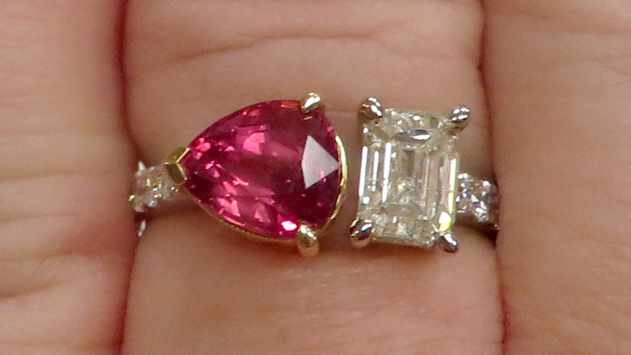 1st Image of a N/A 18K RUBY CORUNDUM AND DIAMOND