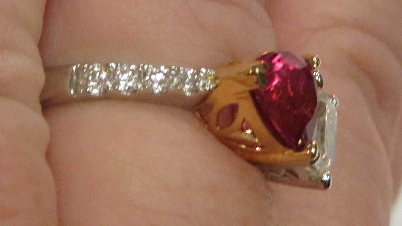 3rd Image of a N/A 18K RUBY CORUNDUM AND DIAMOND