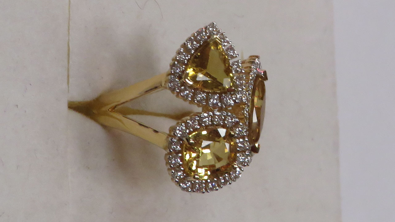 1st Image of a N/A 18K GOLD YELLOW SAPPHIRE & DIAMOND