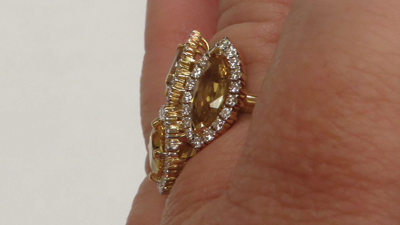 4th Image of a N/A 18K GOLD YELLOW SAPPHIRE & DIAMOND
