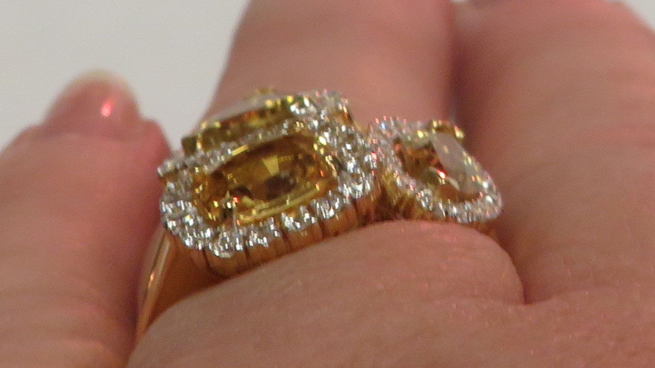 6th Image of a N/A 18K GOLD YELLOW SAPPHIRE & DIAMOND