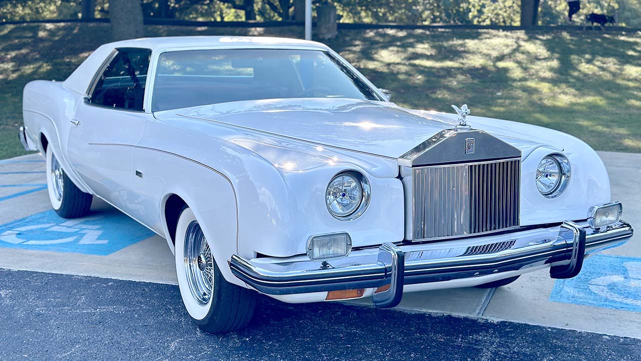 1st Image of a 1976 CHEVROLET CLOUD