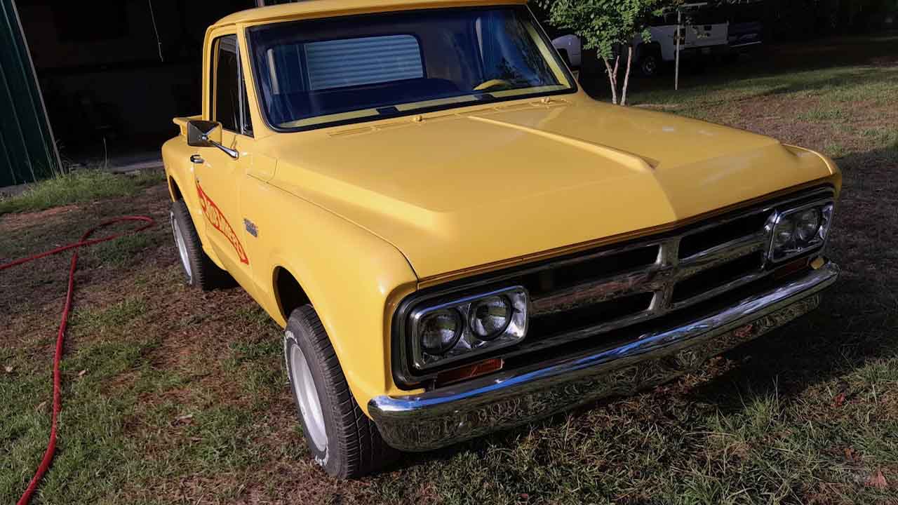 2nd Image of a 1967 GMC C1500
