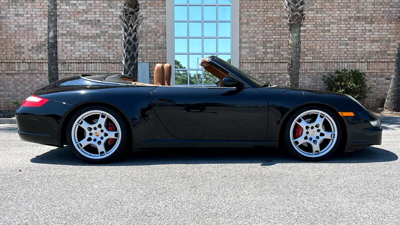 9th Image of a 2007 PORSCHE 911 CARRERA S