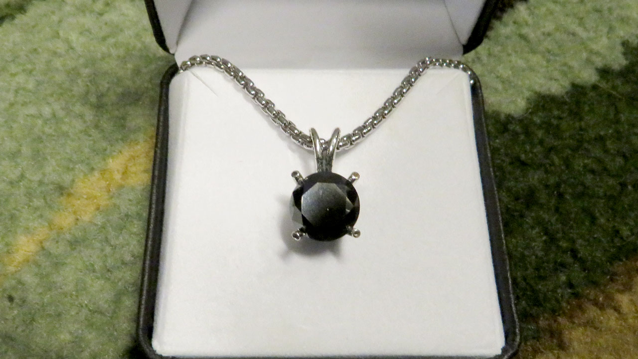 0th Image of a N/A BLACK DIAMOND PENDANT