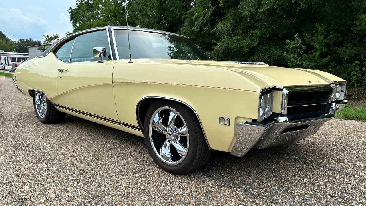 1st Image of a 1969 BUICK GS