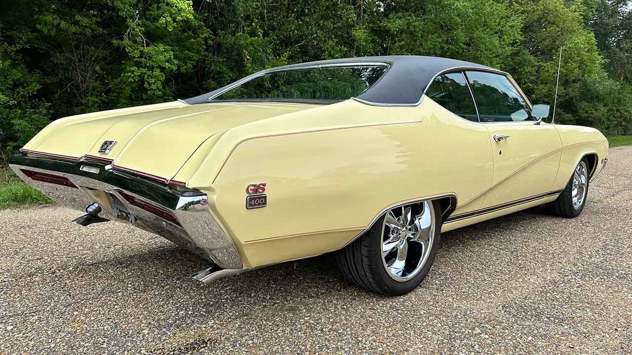 3rd Image of a 1969 BUICK GS