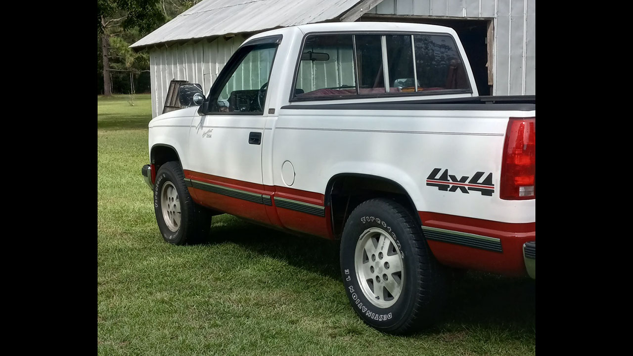 4th Image of a 1989 CHEVROLET K1500