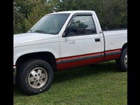 Image 1 of 8 of a 1989 CHEVROLET K1500