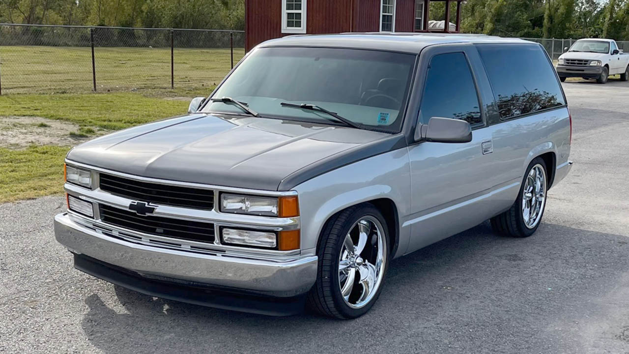 0th Image of a 1999 CHEVROLET TAHOE LS