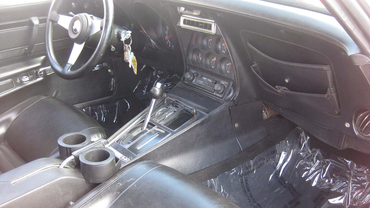 5th Image of a 1973 CHEVROLET CORVETTE