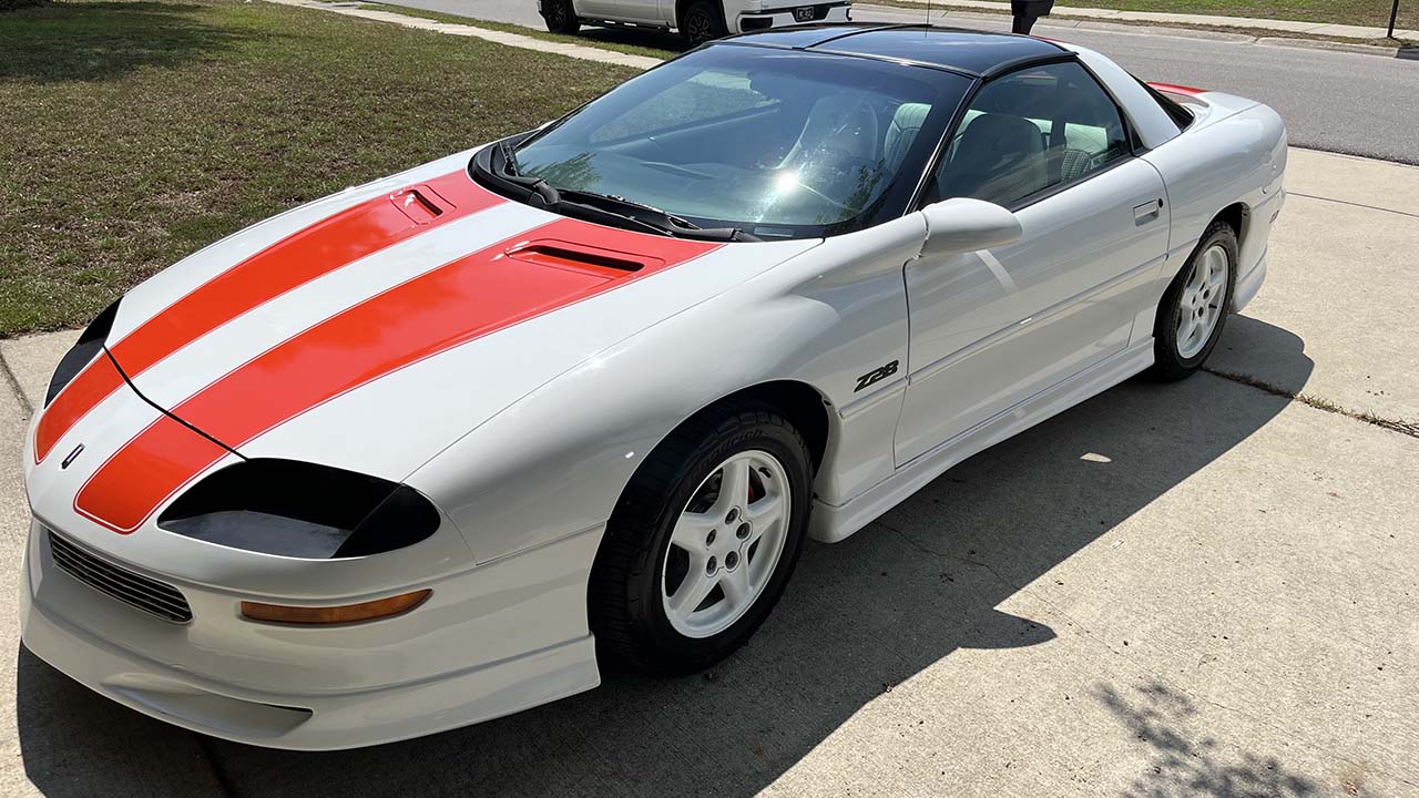 0th Image of a 1997 CHEVROLET CAMARO Z28