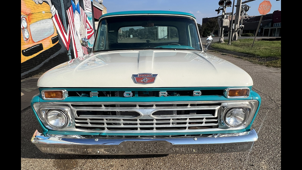 2nd Image of a 1966 FORD F100