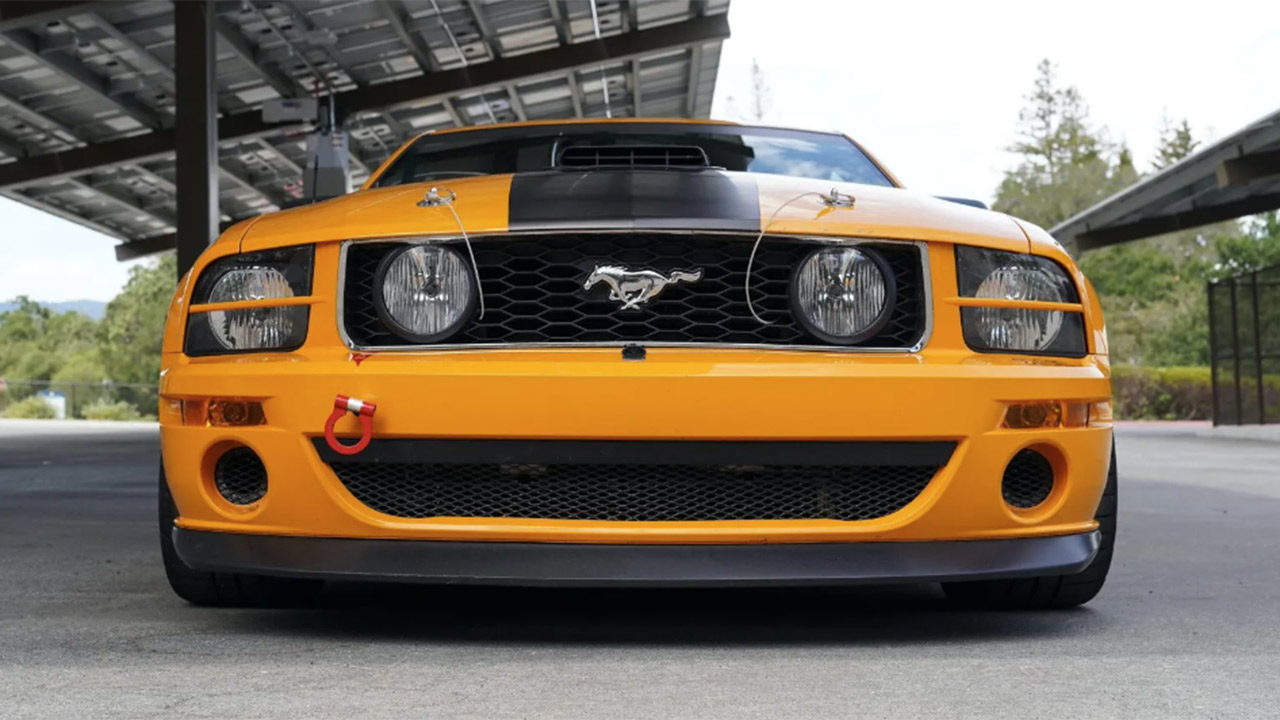 2nd Image of a 2007 FORD MUSTANG SALEEN
