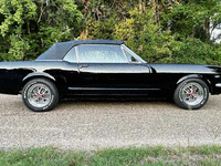 Image 7 of 18 of a 1966 FORD MUSTANG