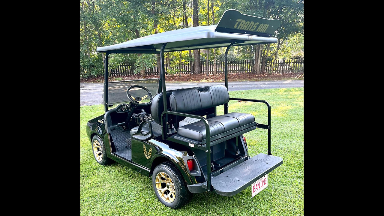 2nd Image of a 2018 EZGO RXV