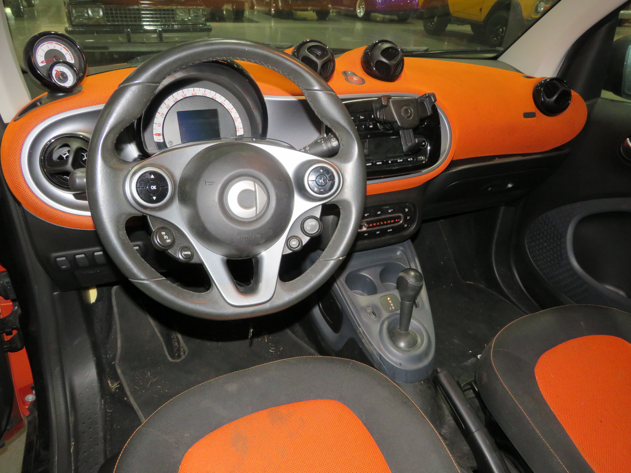4th Image of a 2016 SMART FORTWO