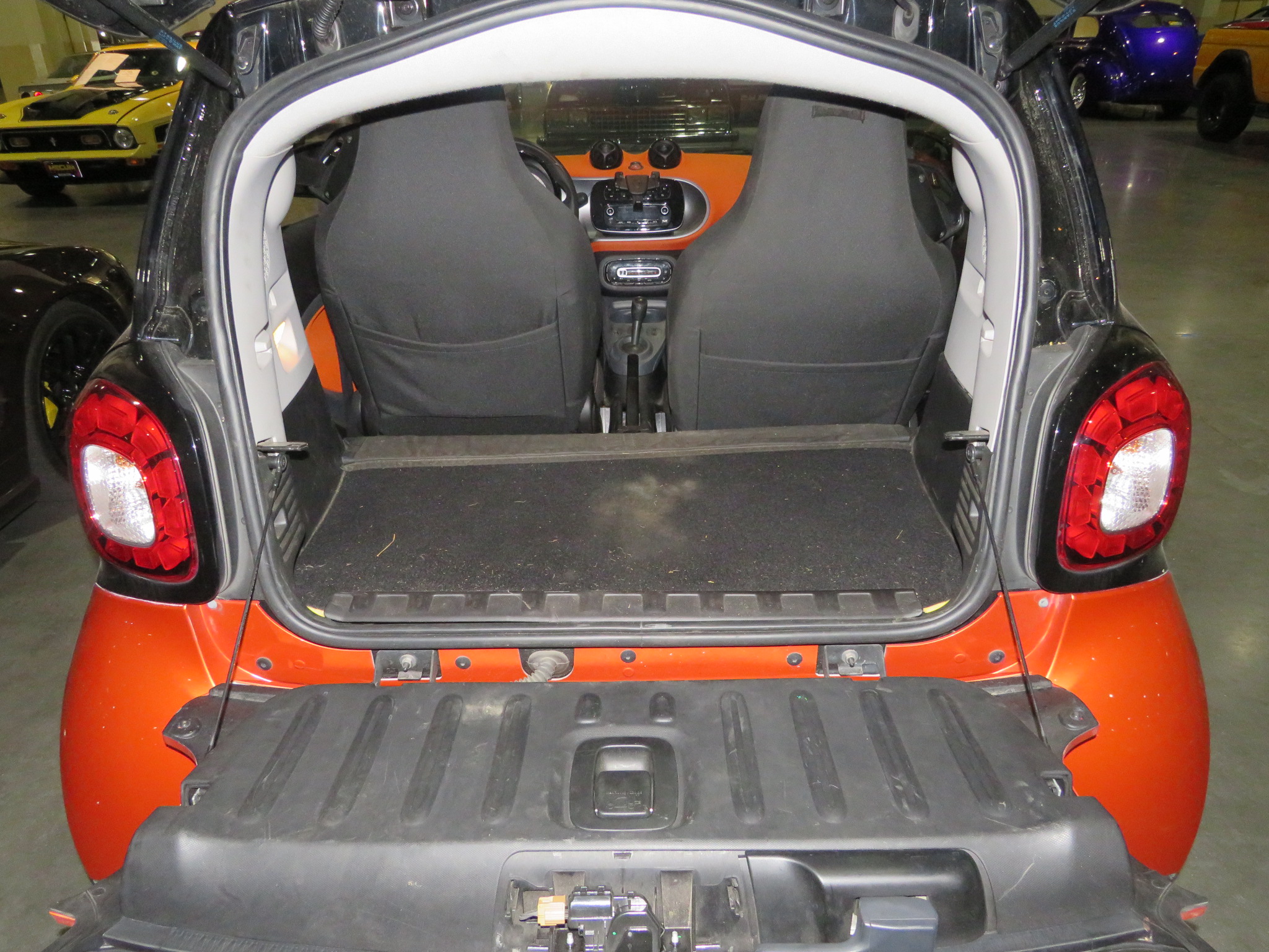 9th Image of a 2016 SMART FORTWO