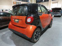 Image 2 of 12 of a 2016 SMART FORTWO