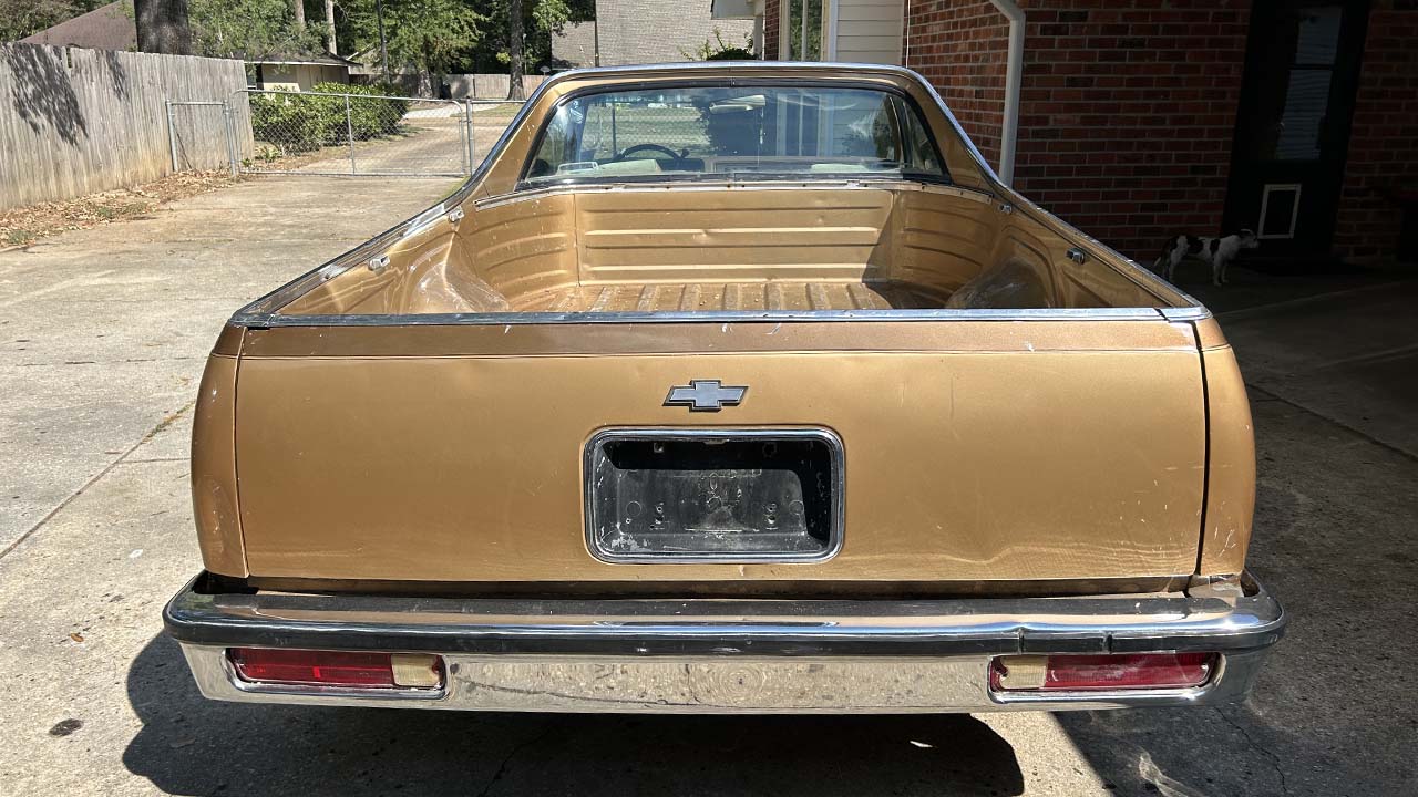 3rd Image of a 1985 CHEVROLET EL CAMINO