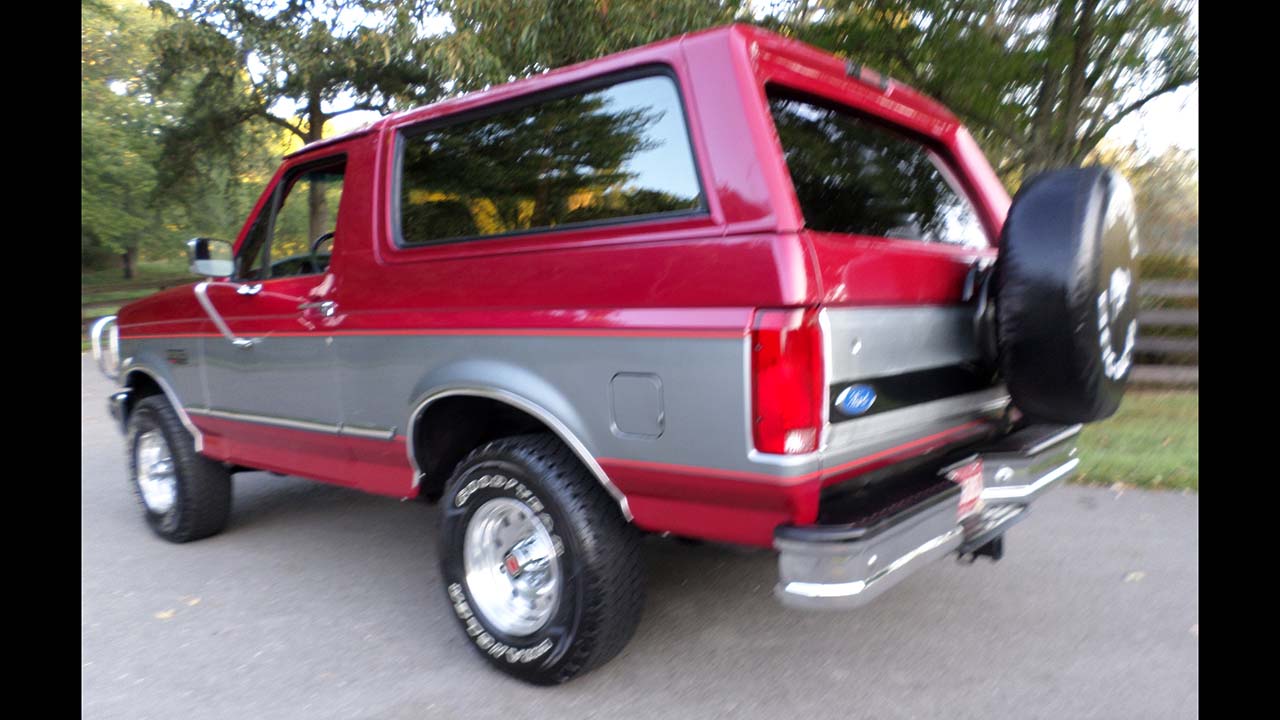 6th Image of a 1994 FORD BRONCO XLT