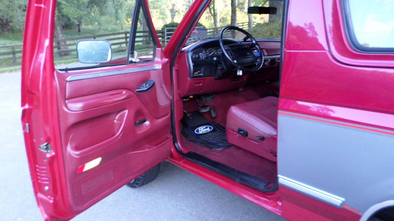 8th Image of a 1994 FORD BRONCO XLT