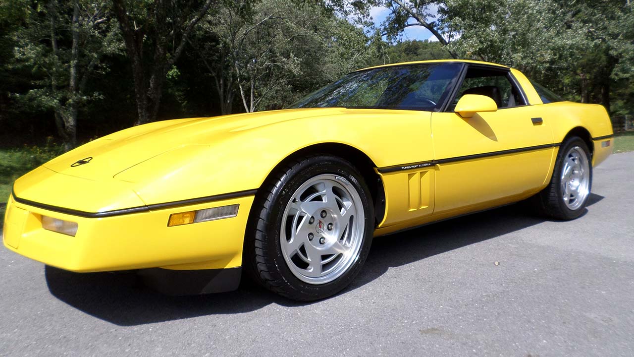 0th Image of a 1990 CHEVROLET CORVETTE