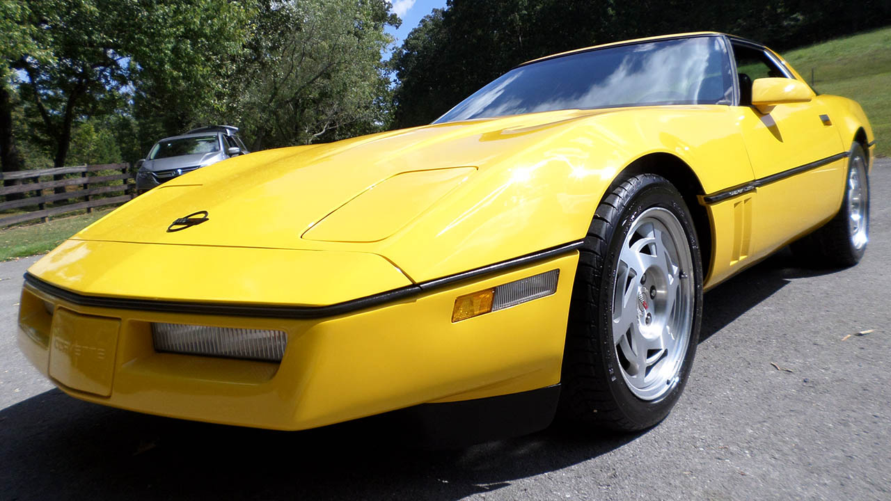 1st Image of a 1990 CHEVROLET CORVETTE