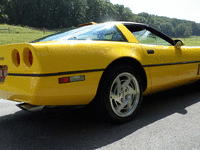 Image 5 of 13 of a 1990 CHEVROLET CORVETTE