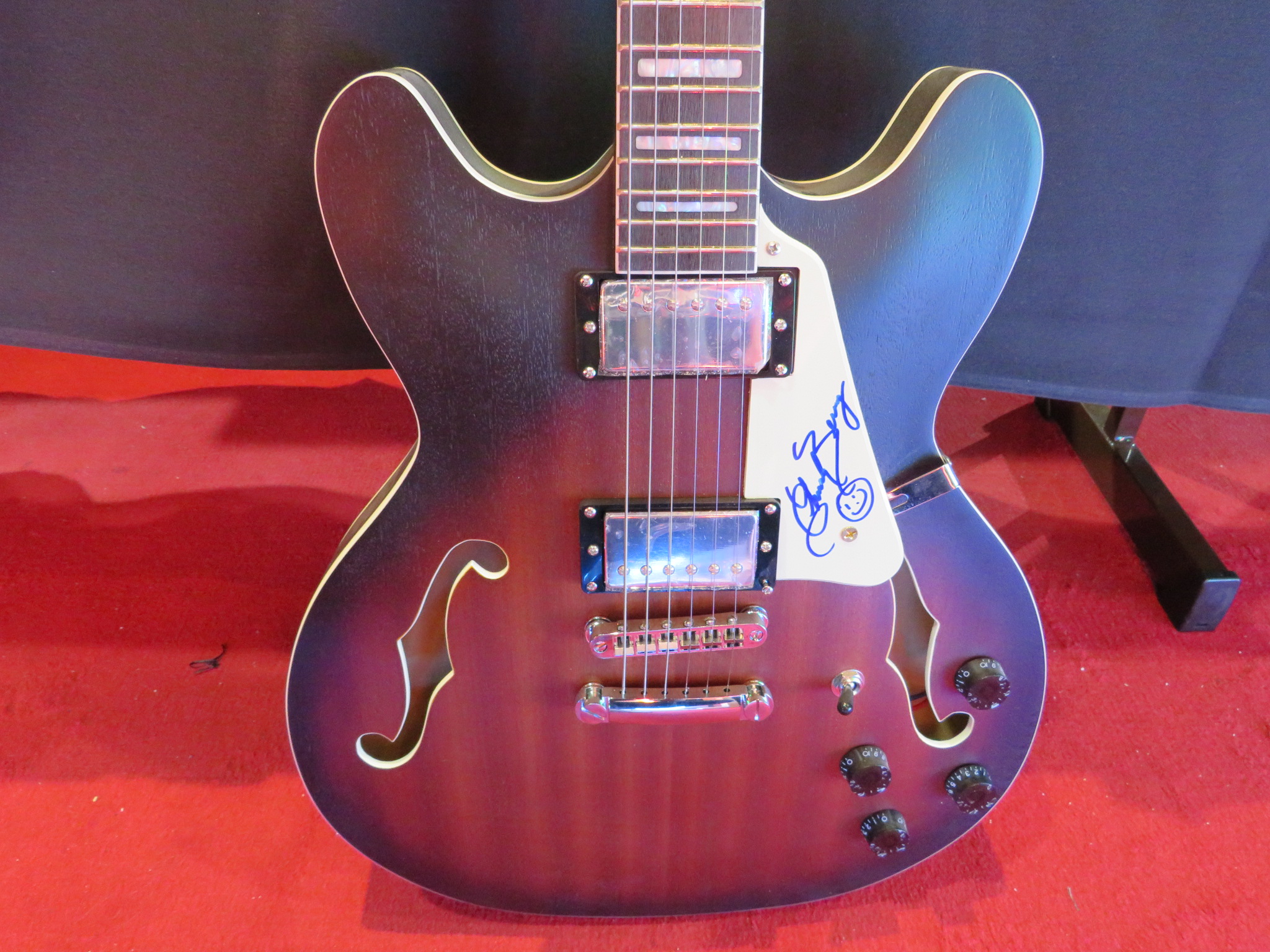 1st Image of a N/A CHUCK BERRY SIGNED HOLLOW BODY