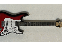 Image 1 of 1 of a N/A DIRE STRAITS BAND SIGNED STRATOCASTER STYLE
