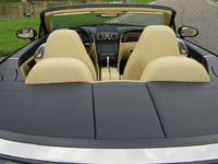 Image 8 of 17 of a 2007 BENTLEY CONTINENTAL GTC
