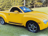 Image 1 of 7 of a 2004 CHEVROLET SSR LS