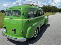 Image 3 of 9 of a 1952 GMC SUBURBAN