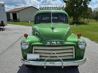 Image 4 of 9 of a 1952 GMC SUBURBAN
