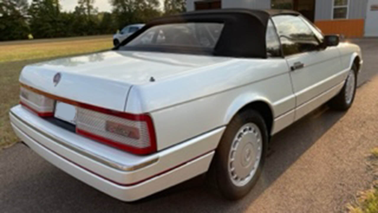 5th Image of a 1990 CADILLAC ALLANTE