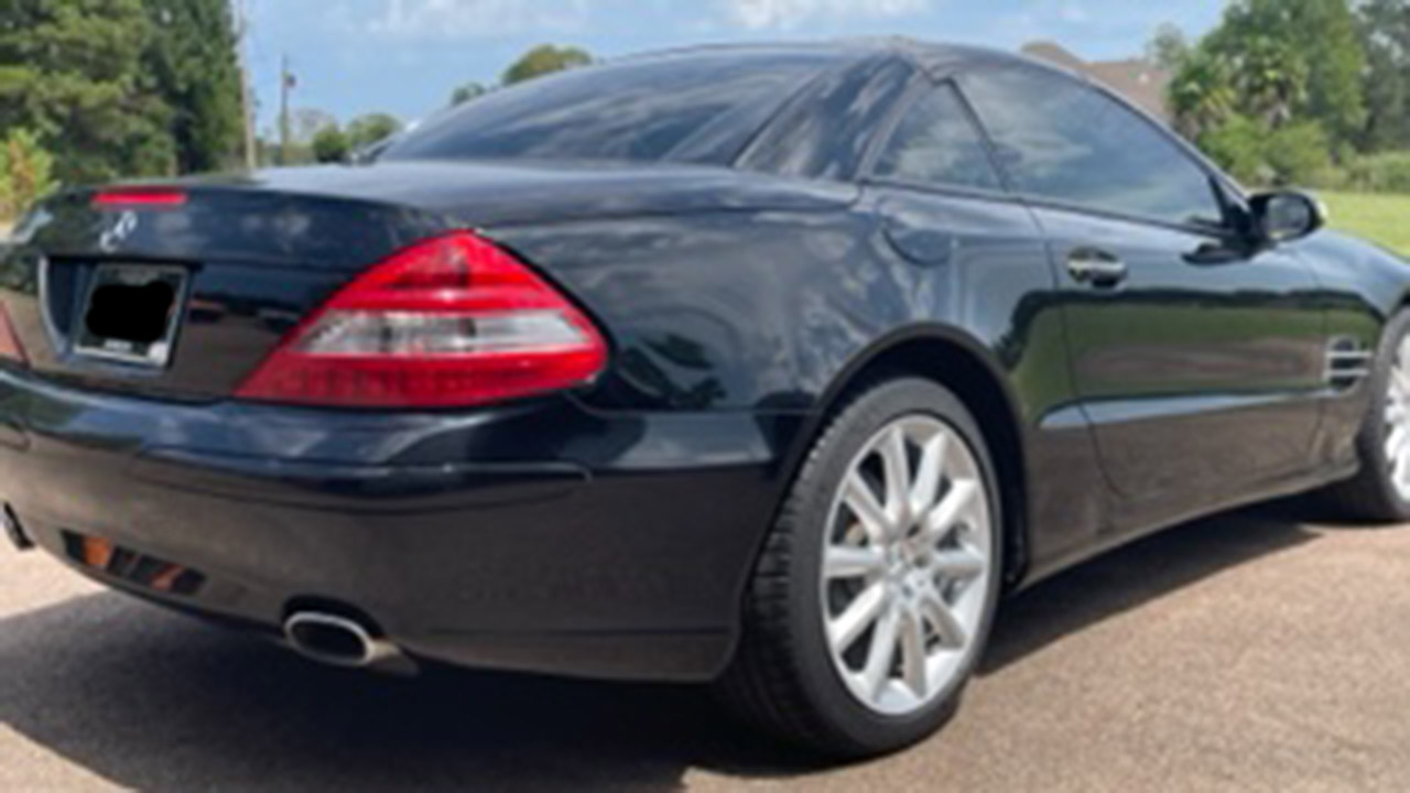 4th Image of a 2007 MERCEDES-BENZ SL-CLASS SL550