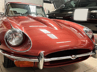 Image 5 of 12 of a 1969 JAGUAR E-TYPE 11