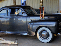 Image 2 of 8 of a 1947 FORD SUPER DELUXE