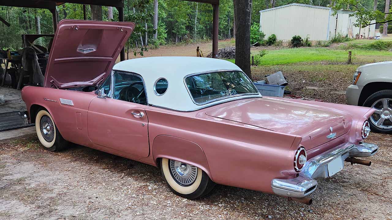 1st Image of a 1957 FORD THUNDERBIRD